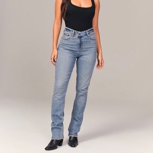Abercrombie Curve Love Ultra High Rise 90’s Slim Straight Jean